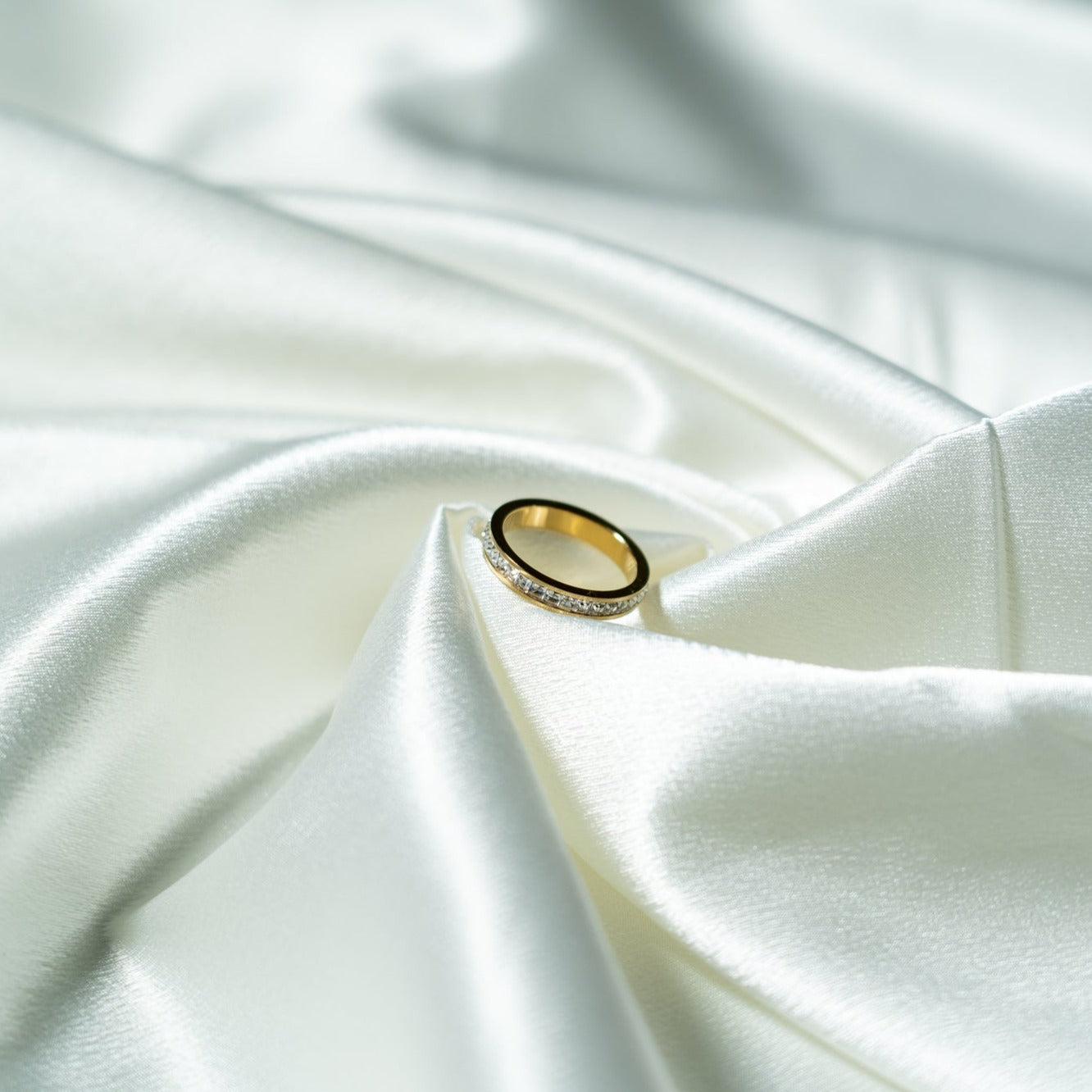 Impress Me Ring